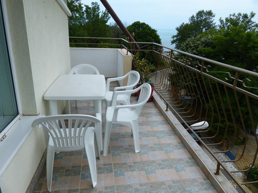 Sunhouse Rooms Carevo Exterior foto